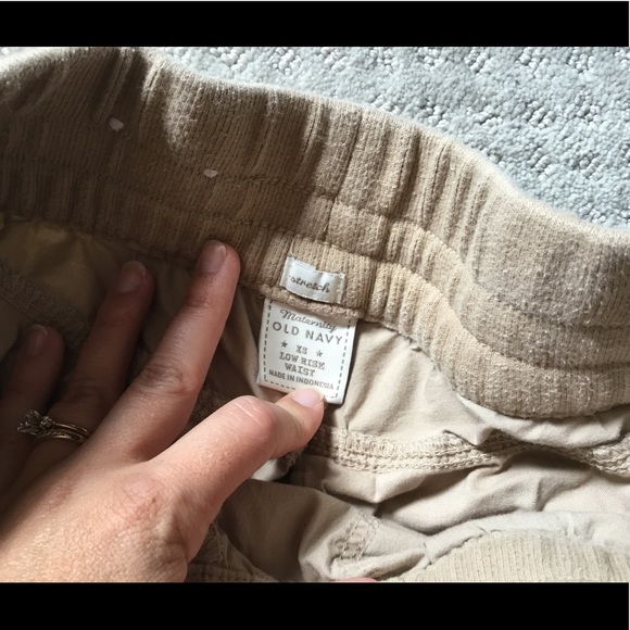 Old Navy | maternity convertible pants - Picture 5 of 5